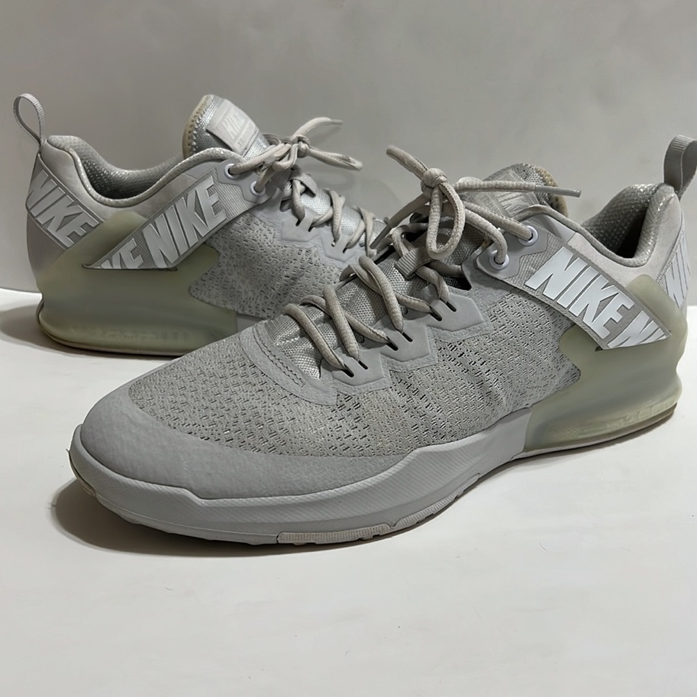 Men’s Nike Zoom Domination Shoes TR2 A04403-010 Platinum Gray - White